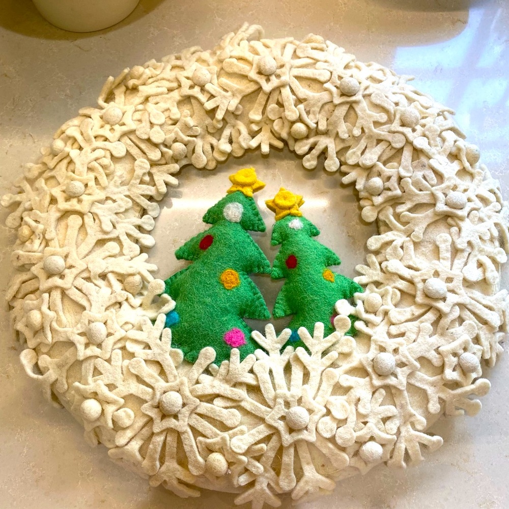 Holiday Snow Flake Felt Fabric Christmas Wreath